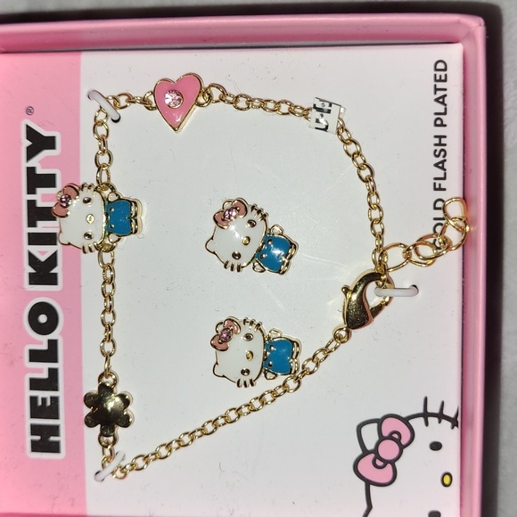 NIB Hello Kitty bracelet and earrings set - Picture 2 of 3